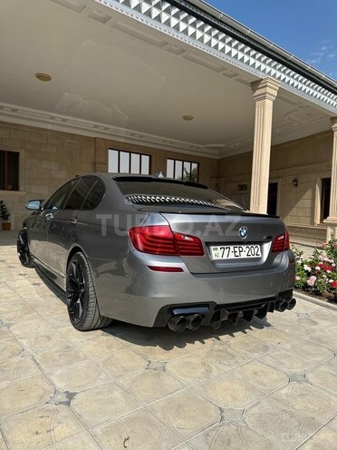 BMW 528 2015, 233,000 km - 2.0 l - Qazax