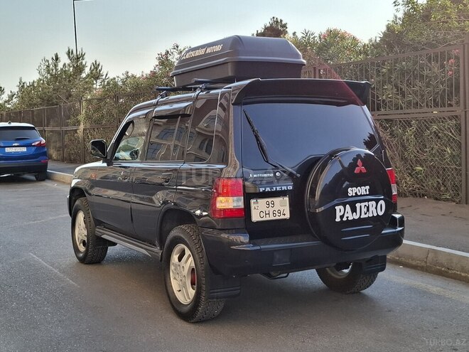 Mitsubishi Pajero io 2001, 215,423 km - 1.8 л - Bakı