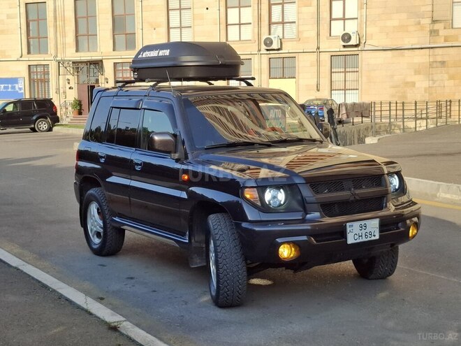 Mitsubishi Pajero io 2001, 215,423 km - 1.8 л - Bakı