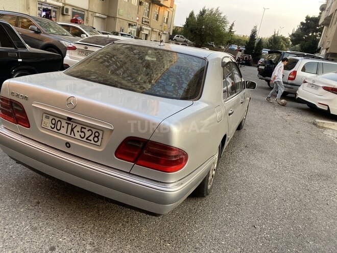 Mercedes E 200 1998, 241,041 km - 2.0 l - Sumqayıt