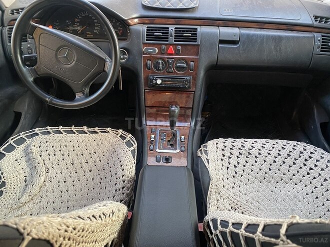 Mercedes E 200 1998, 241,041 km - 2.0 l - Sumqayıt