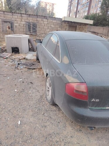 Audi A6-3