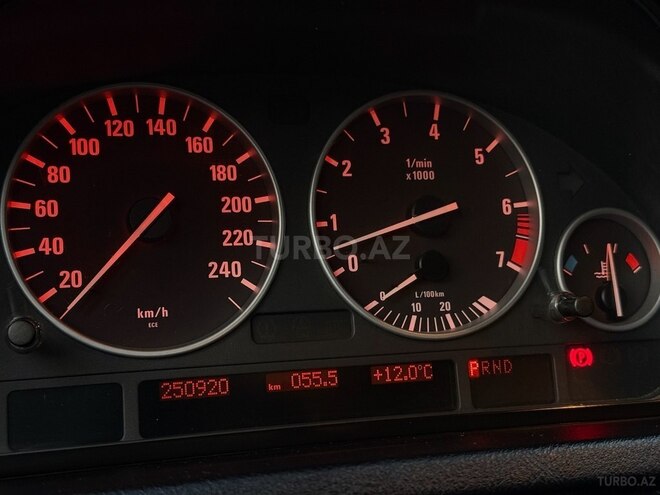 BMW X5 2005, 261,000 km - 4.4 l - Bakı