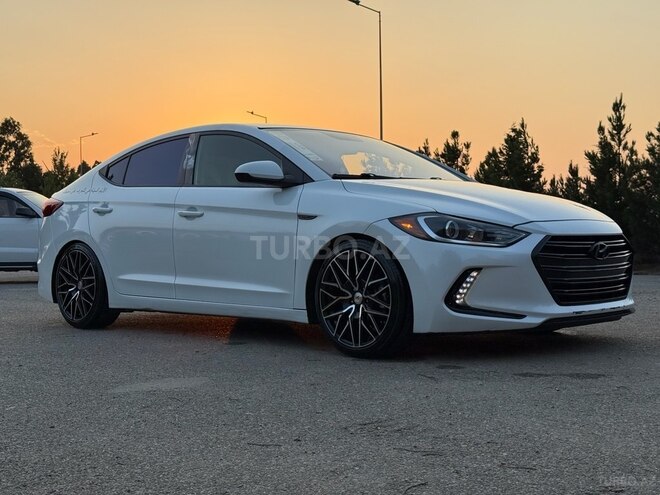 Hyundai Elantra 2016, 243,011 km - 2.0 л - Bakı