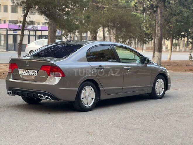 Honda Civic 2006, 273,000 km - 1.3 l - Sumqayıt