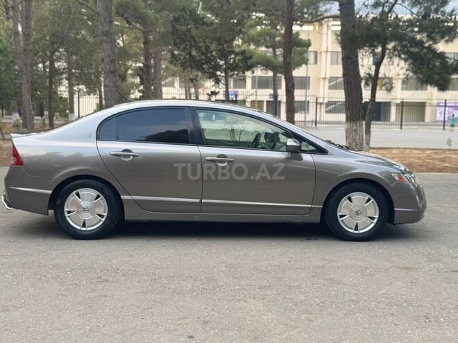 Honda Civic 2006, 273,000 km - 1.3 l - Sumqayıt