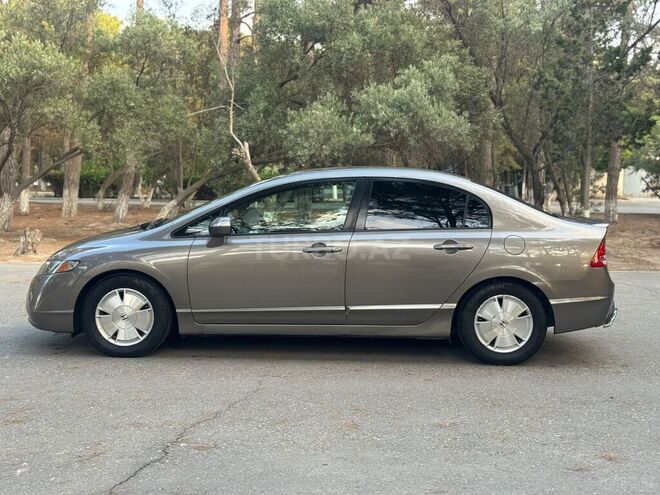 Honda Civic 2006, 273,000 km - 1.3 l - Sumqayıt