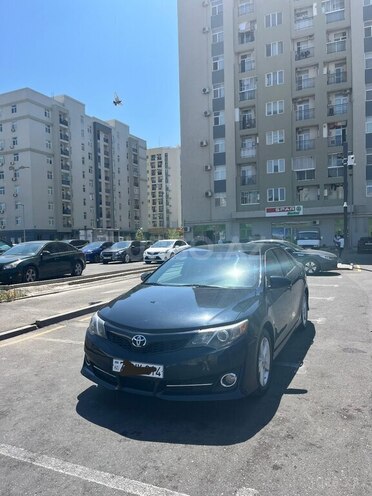Toyota Camry 2014, 201,170 km - 2.5 л - Bakı