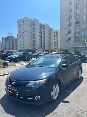 Toyota Camry 2014, 201,170 km - 2.5 л - Bakı
