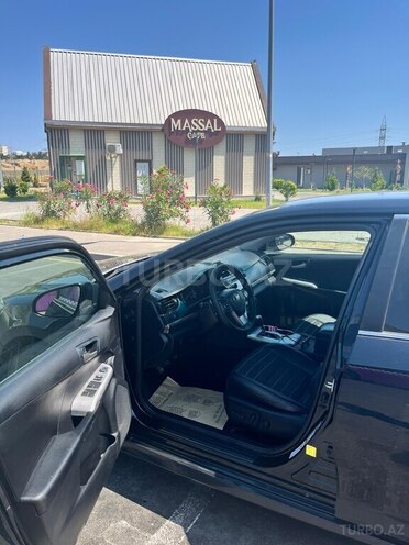 Toyota Camry 2014, 201,170 km - 2.5 л - Bakı