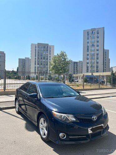 Toyota Camry 2014, 201,170 km - 2.5 л - Bakı