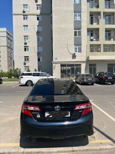 Toyota Camry 2014, 201,170 km - 2.5 л - Bakı