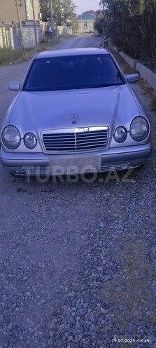 Mercedes E 200 1995, 389,000 km - 2.0 l - Bakı