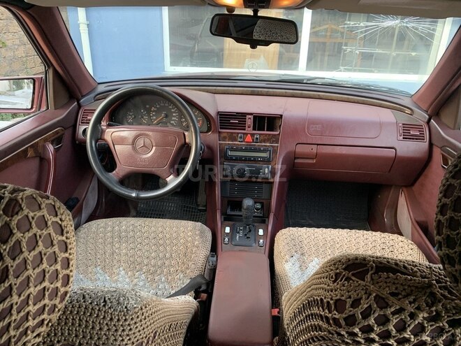Mercedes C 220 d 1997, 370,000 km - 2.2 l - Bakı