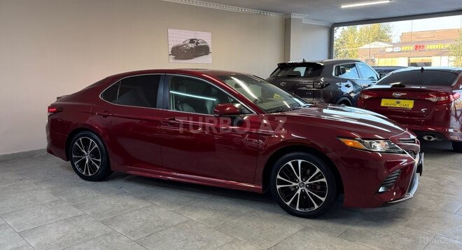 Toyota Camry 2018, 166,000 km - 2.5 l - Bakı