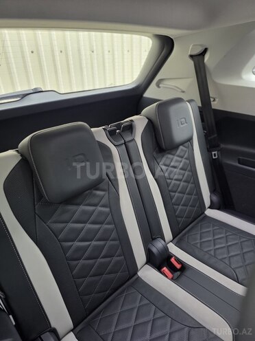 Volkswagen ID.6 Crozz 2022, 63,000 km - 0.0 л - Bakı