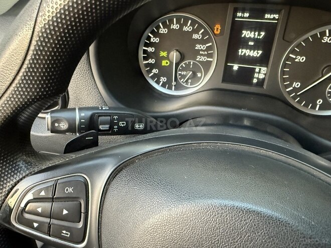 Mercedes Vito 114 2017, 179,500 km - 2.2 л - Bakı