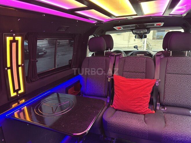 Mercedes Vito 114 2017, 179,500 km - 2.2 л - Bakı