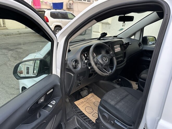 Mercedes Vito 114 2017, 179,500 km - 2.2 л - Bakı