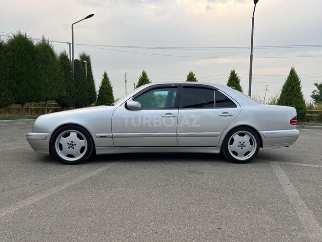 Mercedes E 240 1999, 197,000 km - 2.4 l - Ağcabədi