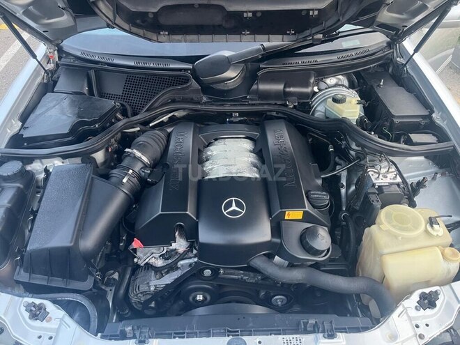 Mercedes E 240 1999, 197,000 km - 2.4 l - Ağcabədi