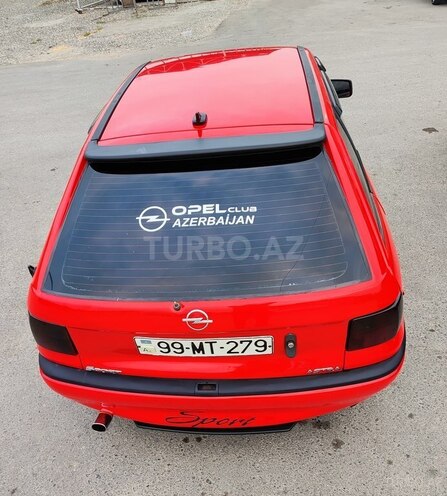 Opel Astra-8