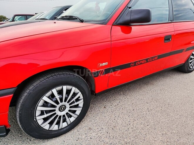 Opel Astra-7