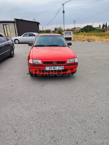 Opel Astra-1