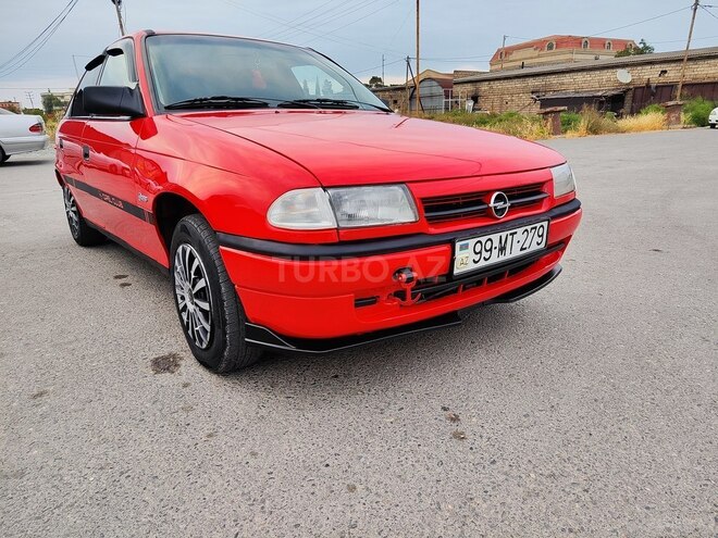 Opel Astra-2