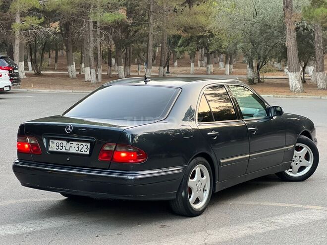 Mercedes E 220 d 1999, 356,000 km - 2.2 l - Sumqayıt