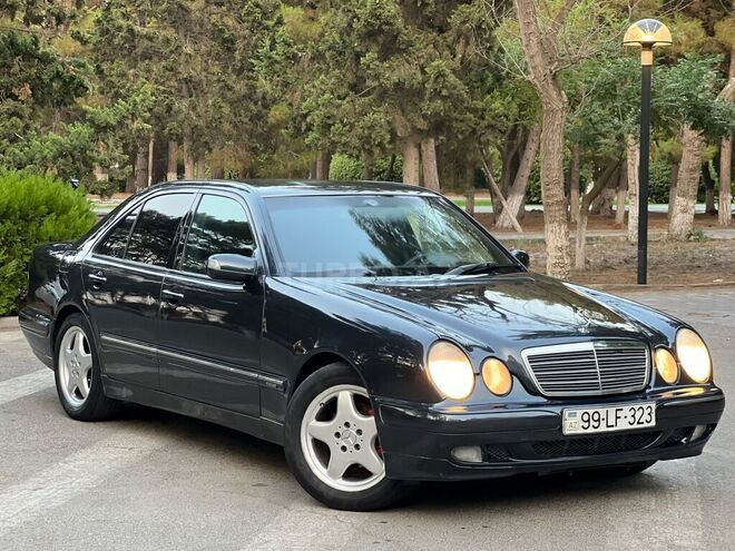 Mercedes E 220 d 1999, 356,000 km - 2.2 l - Sumqayıt