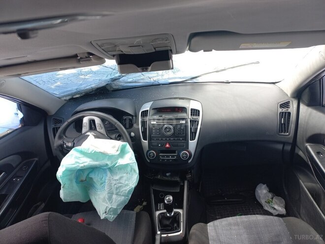Kia  2010, 333,333 km - 1.6 l - Bakı