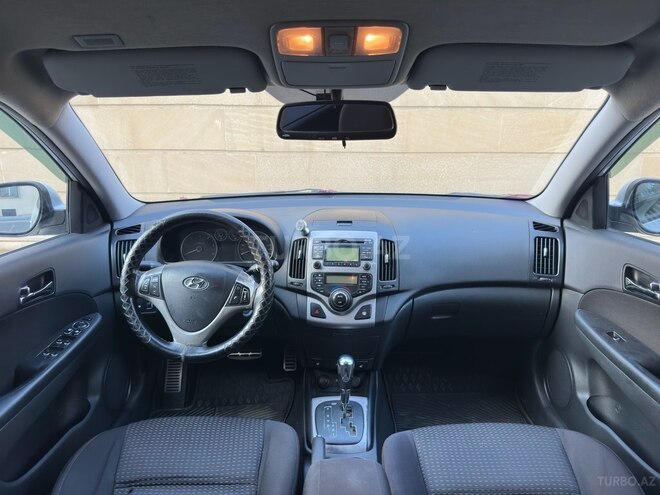Hyundai i30 2009, 285,000 km - 1.6 l - Bakı