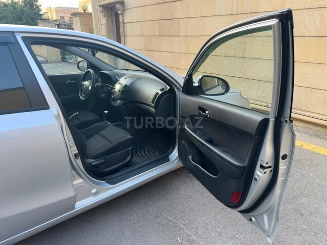 Hyundai i30 2009, 285,000 km - 1.6 l - Bakı