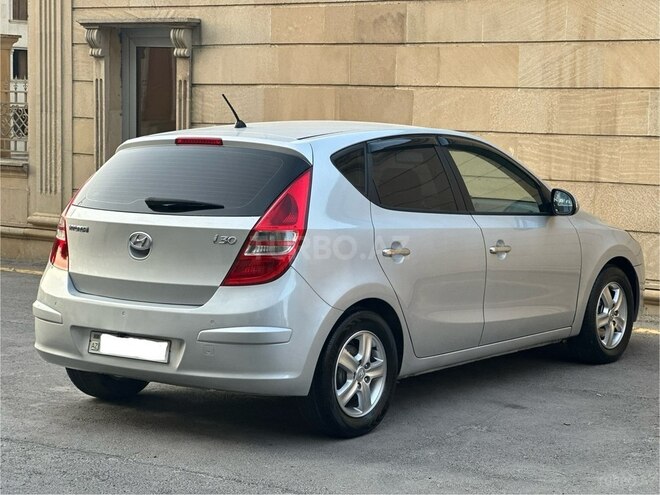 Hyundai i30 2009, 285,000 km - 1.6 l - Bakı