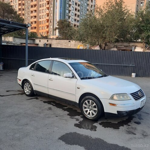 Volkswagen Passat 2003, 252,000 km - 1.8 l - Bakı