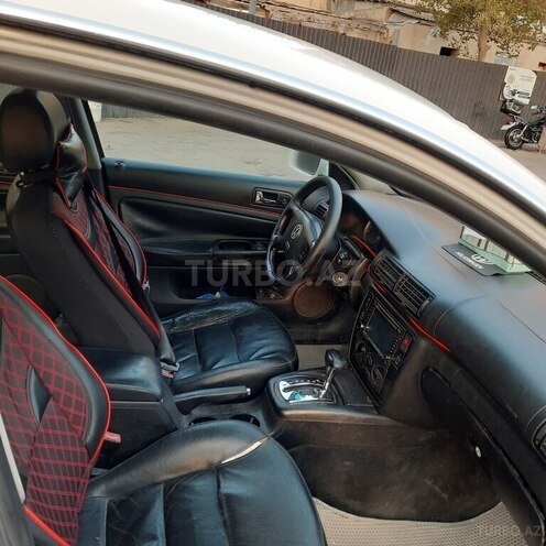 Volkswagen Passat 2003, 252,000 km - 1.8 l - Bakı