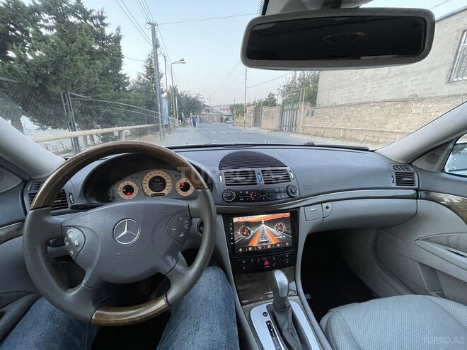 Mercedes E 320 2002, 327,000 km - 3.2 л - Bakı