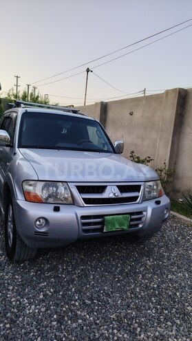 Mitsubishi Pajero 2006, 260,000 km - 3.2 л - Bakı