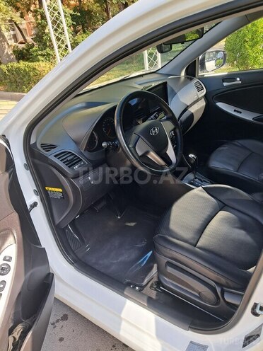 Hyundai Accent 2016, 73,000 km - 1.4 l - Bakı