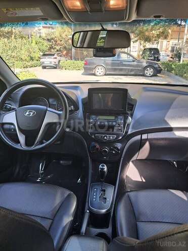 Hyundai Accent 2016, 73,000 km - 1.4 l - Bakı