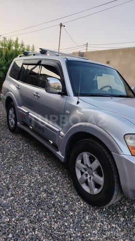 Mitsubishi Pajero 2006, 260,000 km - 3.2 л - Bakı