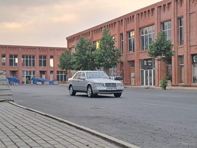 Mercedes C 200 1994, 428,119 km - 2.0 л - Gəncə