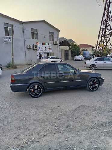 Mercedes C 220 1995, 201,245 km - 2.2 l - Bakı