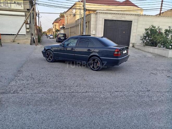 Mercedes C 220 1995, 201,245 km - 2.2 l - Bakı
