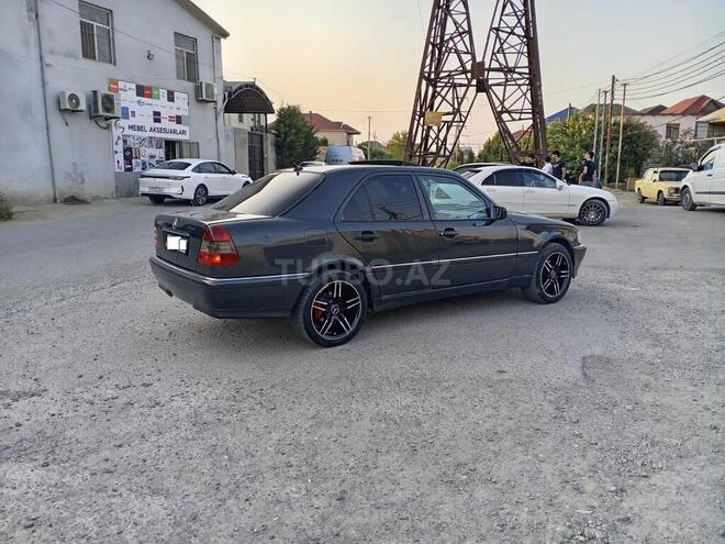 Mercedes C 220 1995, 201,245 km - 2.2 l - Bakı