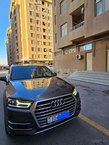 Audi Q7 2016, 130,000 km - 3.0 l - Bakı