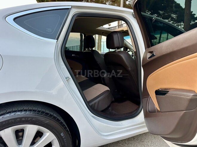 Opel Astra 2015, 185,000 km - 1.6 l - Bakı