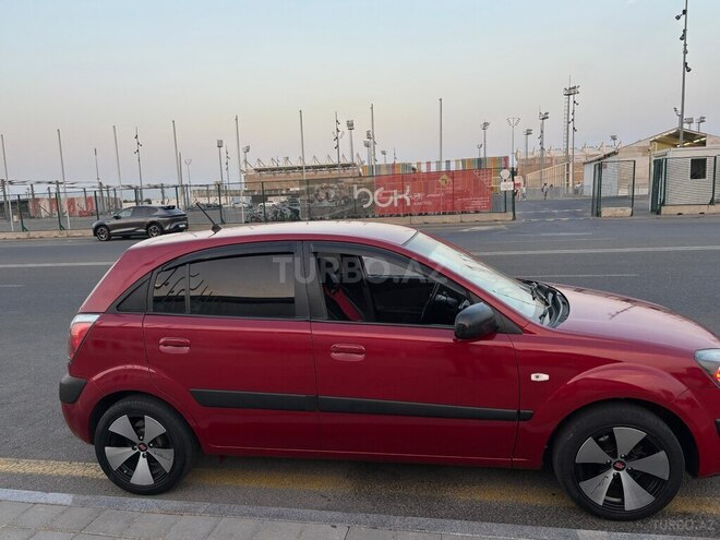 Kia Rio 2005, 140,000 km - 1.4 l - Bakı
