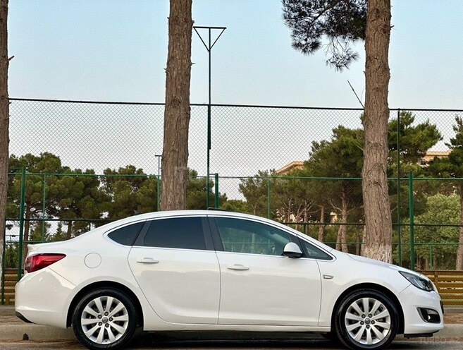 Opel Astra 2015, 185,000 km - 1.6 l - Bakı